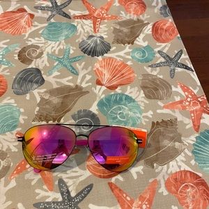 NWT Adrienne Vittadini Sport Aviator Sunglasses